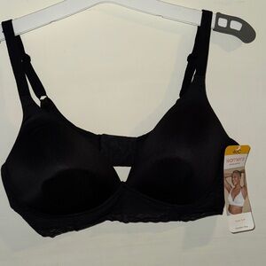 Warner's Women's Classic Black Bra